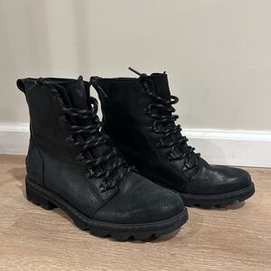 Sorel Black combat boots